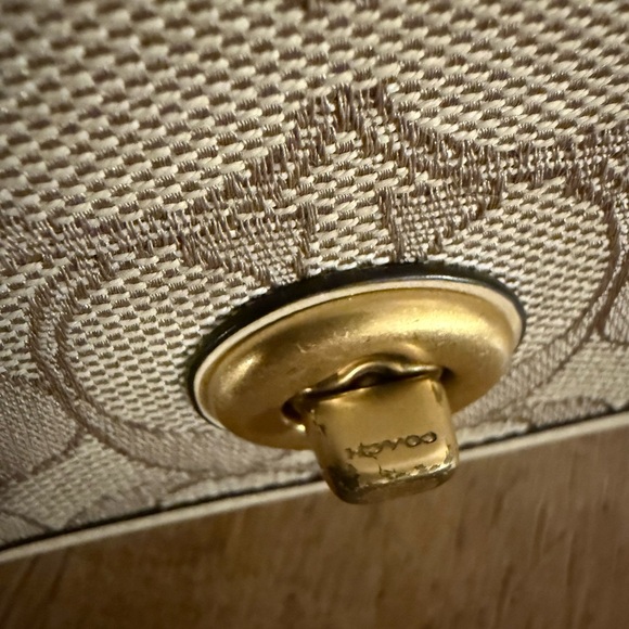 Coach Wallet on Chain/Strap Bag - Picture 3 of 8